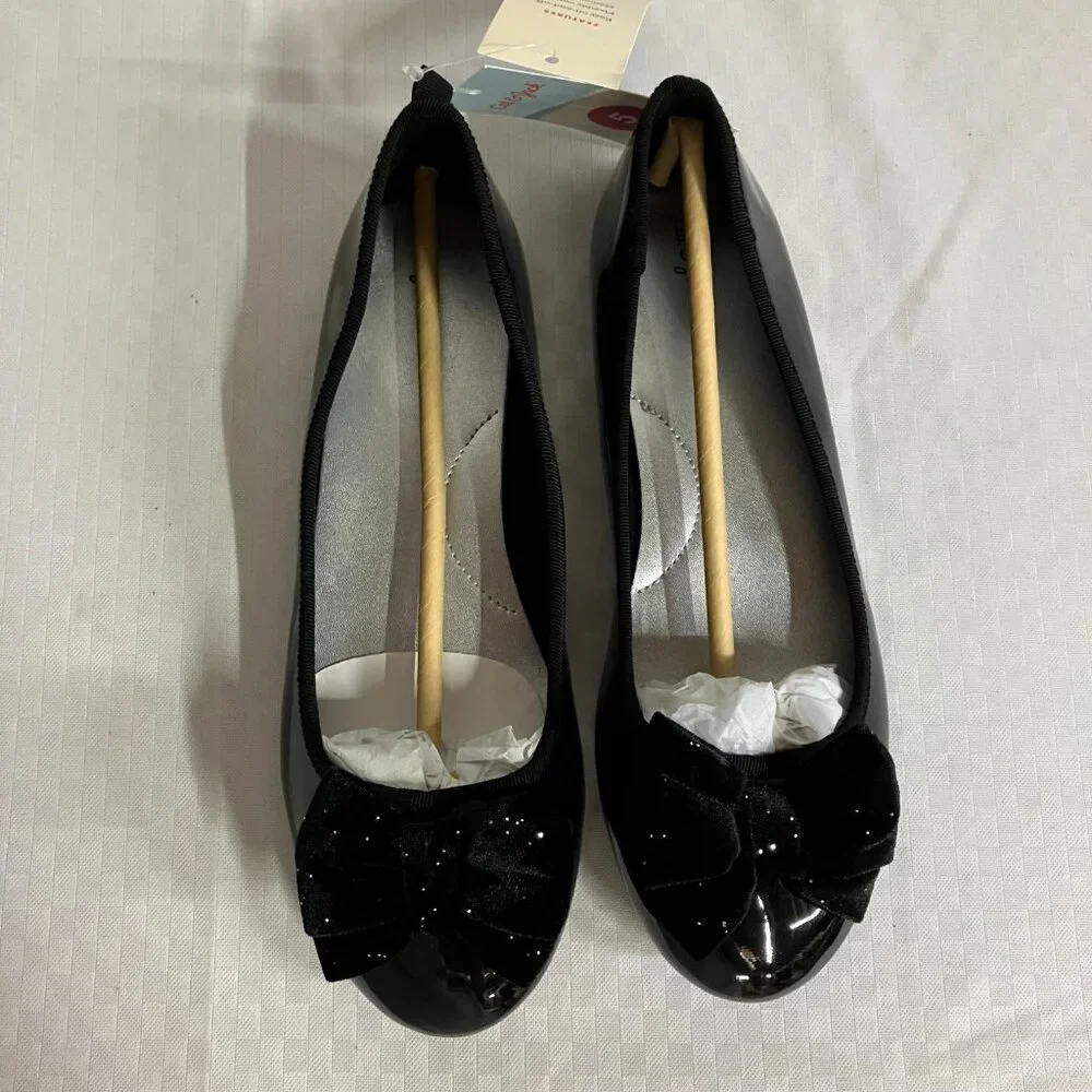 Cat & Jack Girls 5 Black Ashlyn Patent Leather Bow Details Slip On Ballet Flats